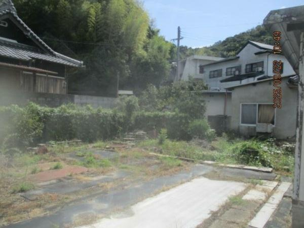 海南市且来　土地の外観