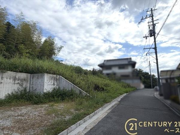 北葛城郡王寺町舟戸３丁目の売地の前面道路含む現地写真|■現地撮影写真■落ち着いた雰囲気の住宅地です！ぜひお気軽にお問い合わせください！