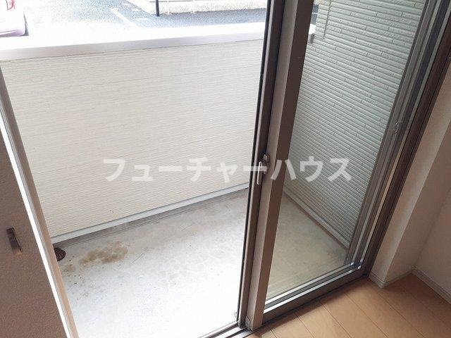 Ｋ’ｓル・クープルⅣのバルコニー|バルコニーからの眺めを楽しみながら食事をしませんか
