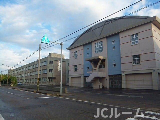ラ・ルジュ・アンの周辺|直江津中学校まで850m