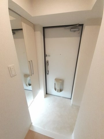 ルミリクスの玄関