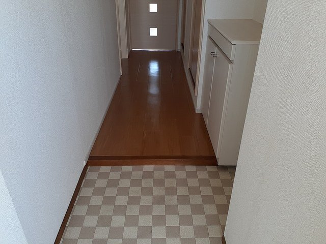 アサヒコーポＤの玄関
