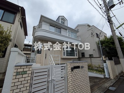 【外観】 | 成城８丁目貸家-定期借家3年-