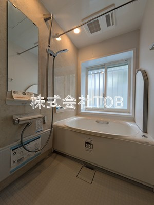 【浴室】 | 成城８丁目貸家-定期借家3年-