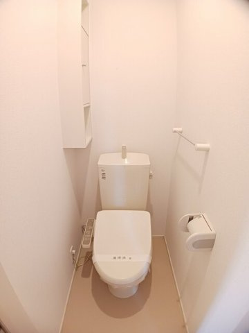 Ｍ’ｓ　ｇａｒｄｅｎ　檜山のトイレ|シンプルで使いやすいトイレです