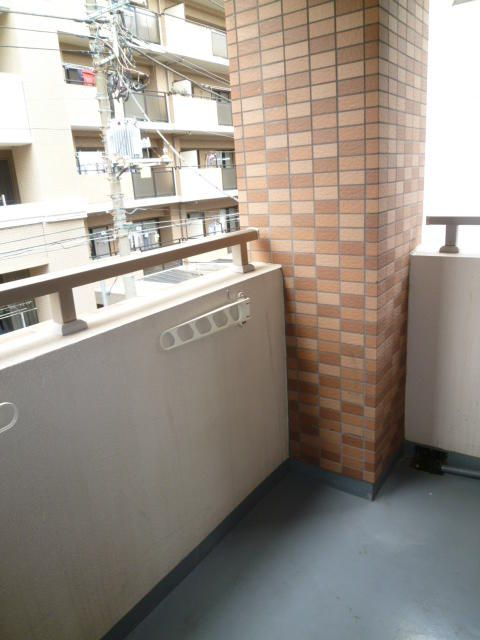 イースト駒形のバルコニー