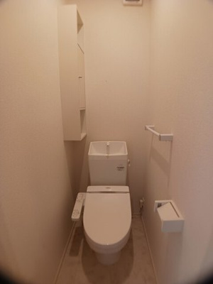 【トイレ】 | サーマイム福岡 | 清潔感のあるトイレです
