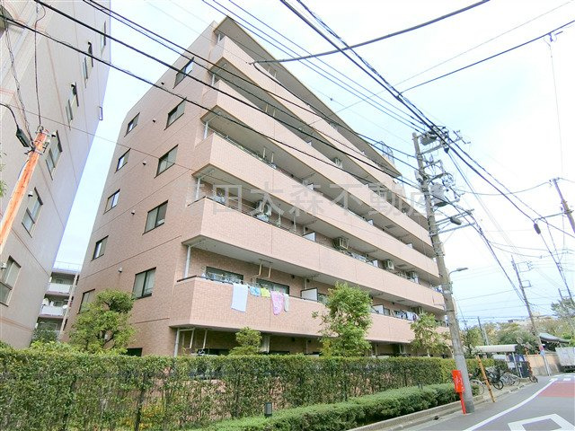 パルテ西山の外観