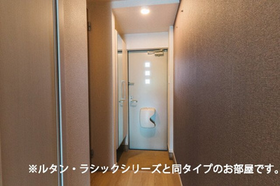 【玄関】 | フラン　アビタシオン | ゆったりとした玄関です