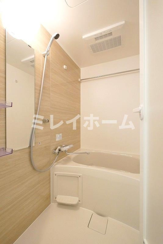 ラフィスタ平和島の浴室