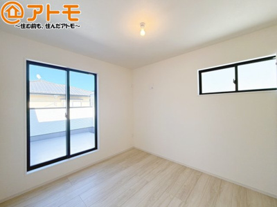 【寝室】 | 藤枝市高柳3期　新築戸建　1号棟 | 毎日すごす部屋の広さや陽当りも気になるポイントですね！現地で体感してみてください♪