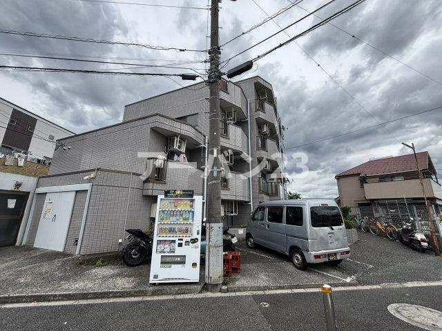 パレドール武蔵野台Ⅱの駐車場