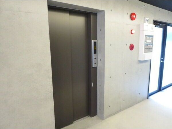 パークレジデンス丸の内駅前のロビー