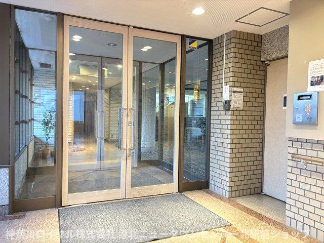 【エントランス】