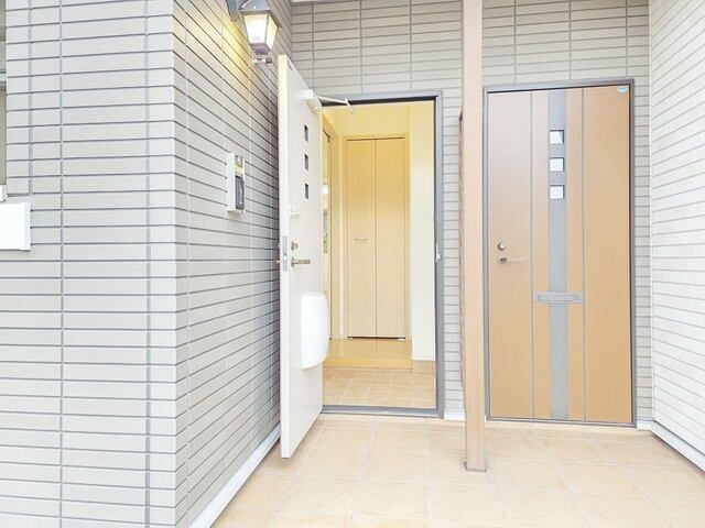 アプロ－ズ城南の玄関