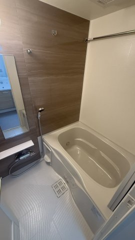 ドゥーエ三ノ輪Ⅲの浴室