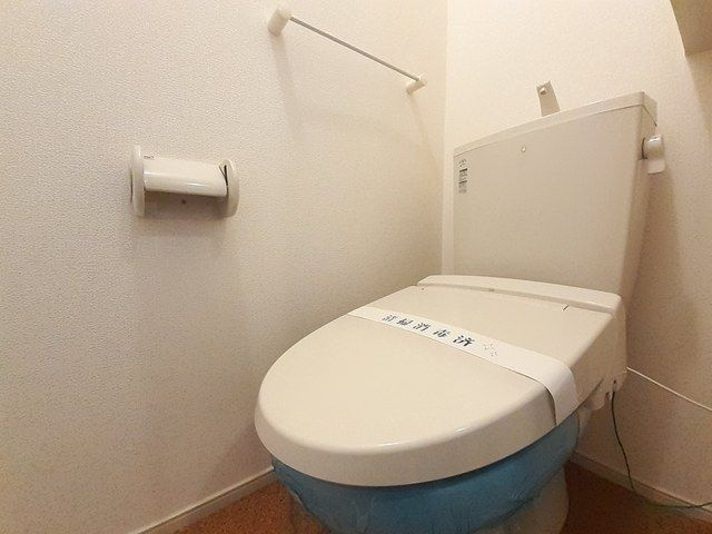 クレア春日のトイレ