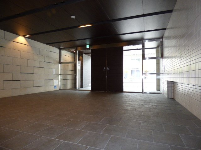 コンフォリア心斎橋EAST