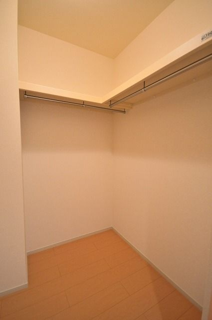 フローラ春日の収納