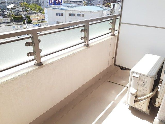 Ｈｅｉ　Ｓｔａｄｔのバルコニー