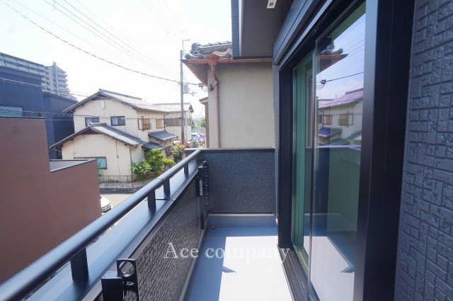【バルコニー】 | 八尾市太田7丁目 | バルコニーは2階と3階にあります☆ともに東向き☆こちらはリビングに面した2階のバルコニーです☆