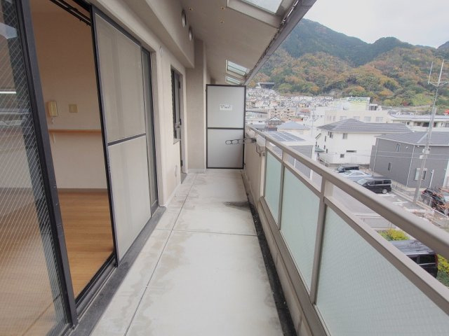 第一川本ビルのバルコニー