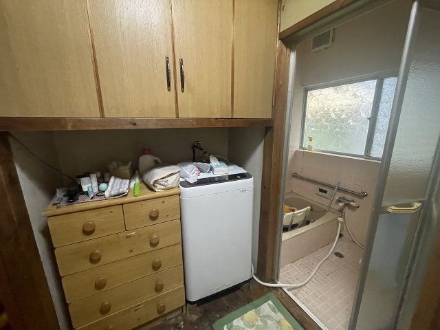 矢岳町一戸建（8番18号）の脱衣所