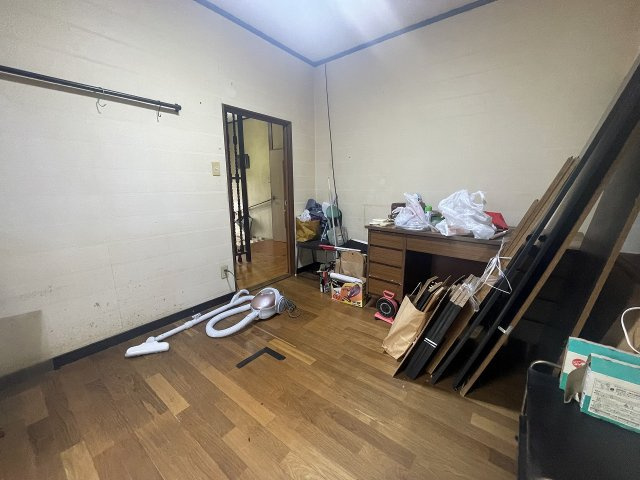 矢岳町一戸建（8番18号）の洋室