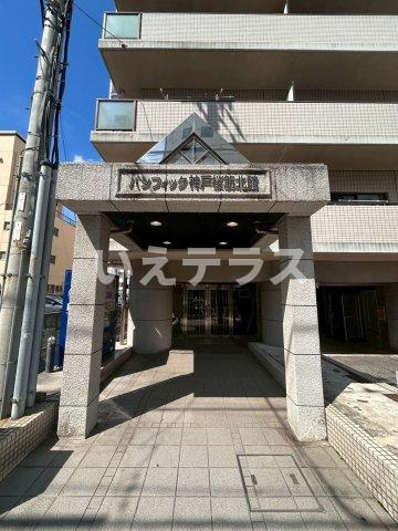 パシフィック神戸桜筋北館のエントランス