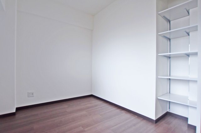 エステムコート伊丹の収納|お子様部屋としてはもちろん、趣味の空間としてもおすすめです。