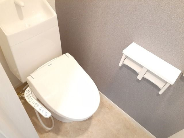 フィデール春日のトイレ