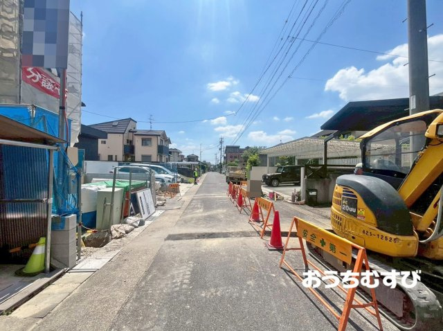 名東区極楽5期(全2棟)の駐車場