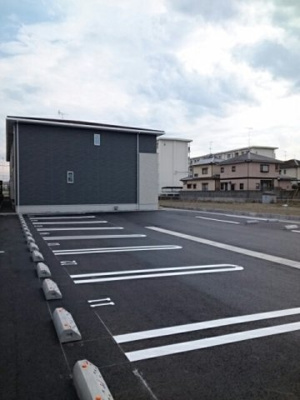 【駐車場】 | グレイス　ヌーヴォー　Ｅ