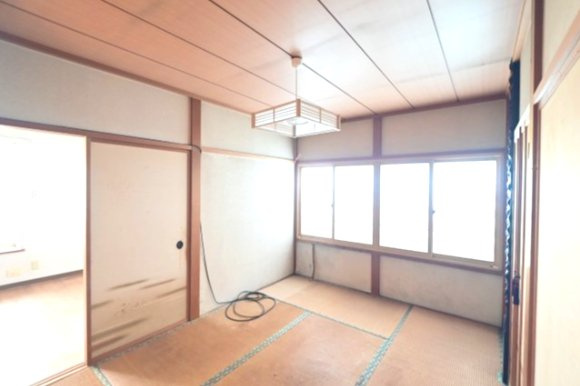 【和室】 | 黒石市北美町二丁目・中古住宅・平屋建て13.5坪