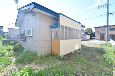 【外観】 | 黒石市北美町二丁目・中古住宅・平屋建て・1LDK・550万円