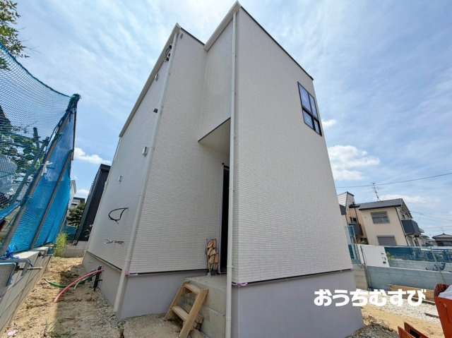 名東区極楽5期(全2棟)の前面道路含む現地写真
