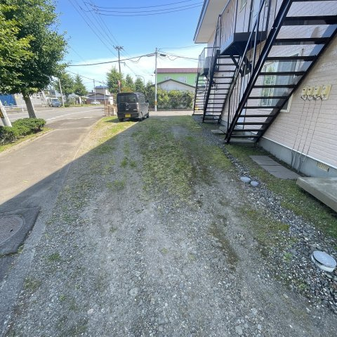 加地ハイツ1号棟の駐車場