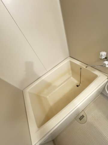 ベルトゥリー板宿　EASTの浴室