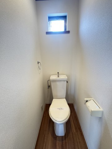 ベルトゥリー板宿　EASTのトイレ