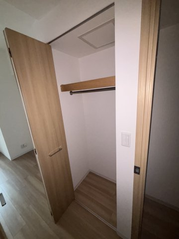 プレサンスみなと元町駅前の収納