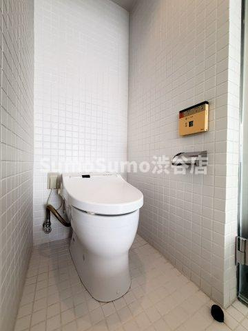 イプセ学芸大学のトイレ|コンパクトで使いやすいトイレです