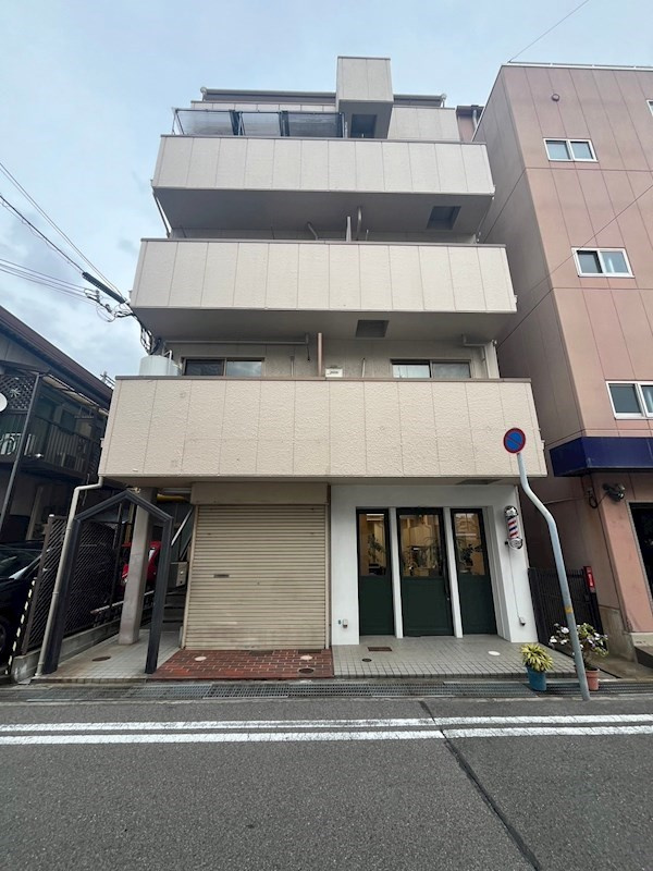 OLD KOBEの外観