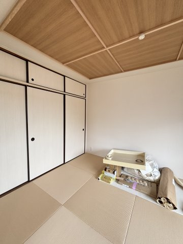 グランドアビタシオン平尾の和室