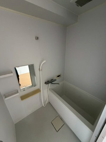 甲南ヤングマンションの浴室