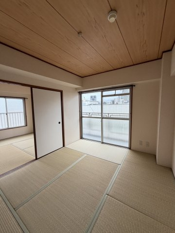 第二南マンションの和室