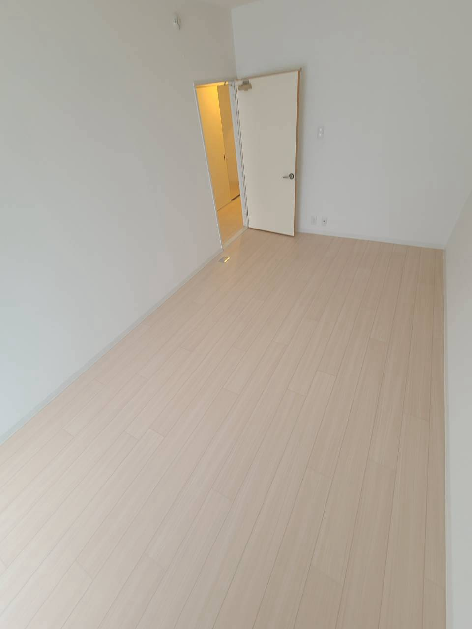 UR武庫川　11号棟の寝室