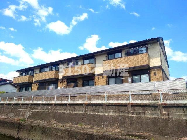 New Village 加納の外観