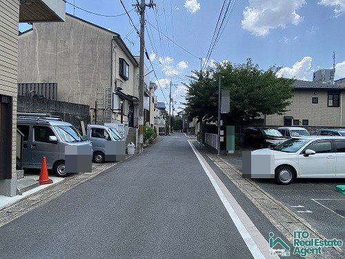 鹿ヶ谷西寺ノ前町 建築条件無し 土地の前面道路含む現地写真