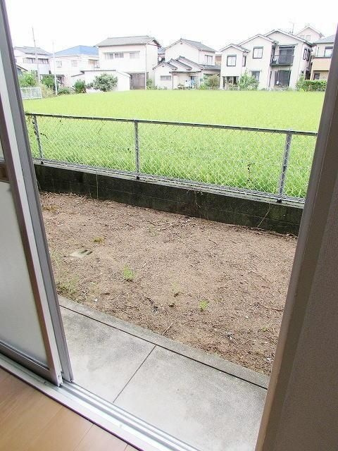 ホワイトハイツの庭