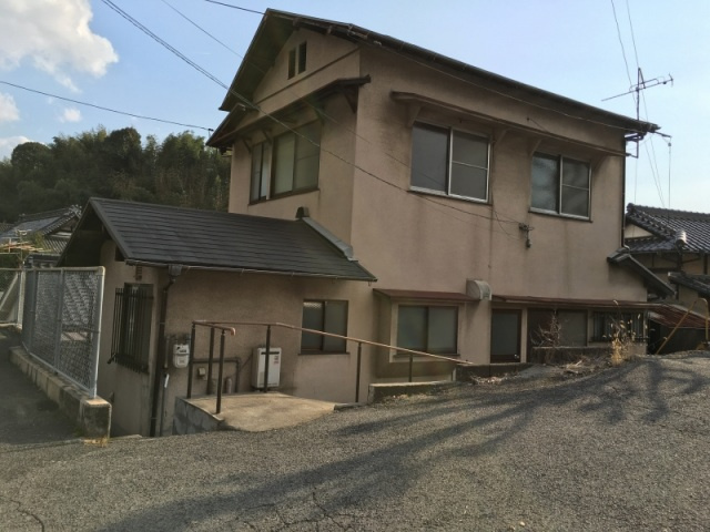 山幸商会本町貸家の外観